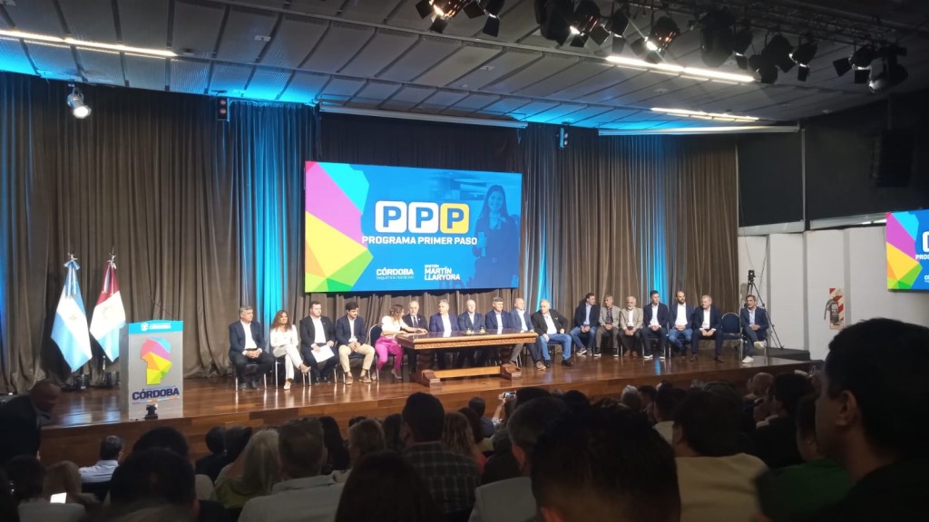 EL INTENDENTE TROTTE ESTUVO EN LA PRESENTACIÓN DEL PPP