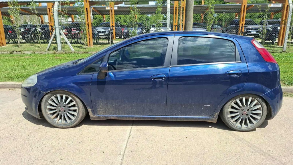 LA POLICÍA DETECTÓ UN AUTO ROBADO EN MONTE MAÍZ