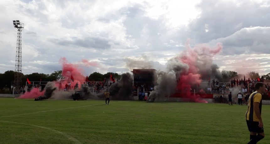 ÁRBITRO GOLPEADO EN LABORDE