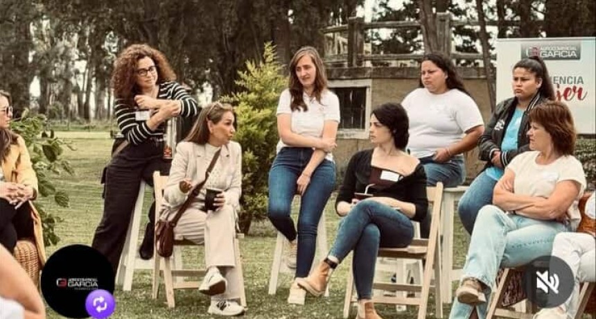 EXITOSA JORNADA DE ENCUENTRO FEMENINO