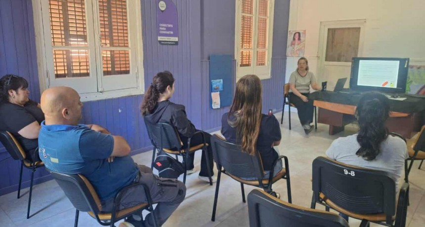 CURSO DE MANIPULACIÓN SEGURA DE ALIMENTOS