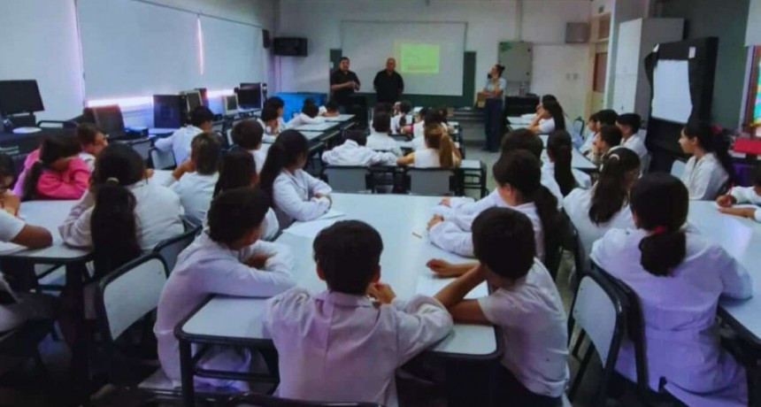 EDUCANDO SOBRE LA GESTIÓN DEL AGUA POTABLE