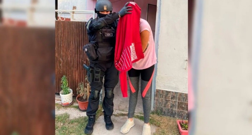 MUJER DETENIDA POR LA FPA EN CHAZÓN