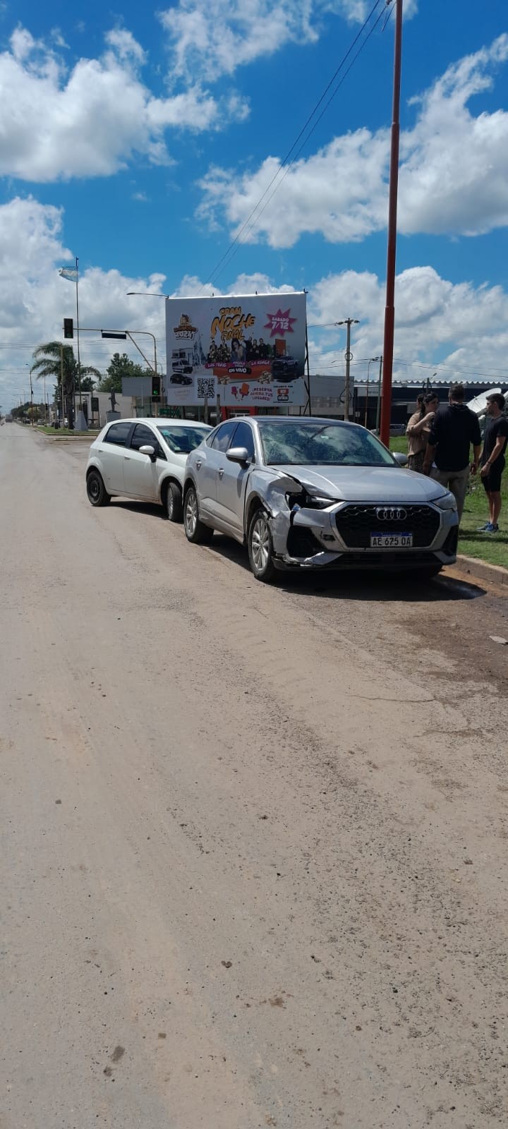 CHOQUE DE DOS AUTOS EN RUTA 11