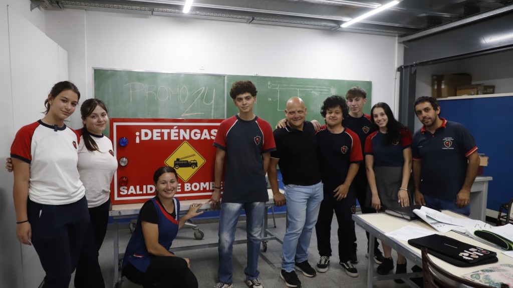 SEÑALES LISTAS PARA EL CORREDOR SEGURO DE BOMBEROS