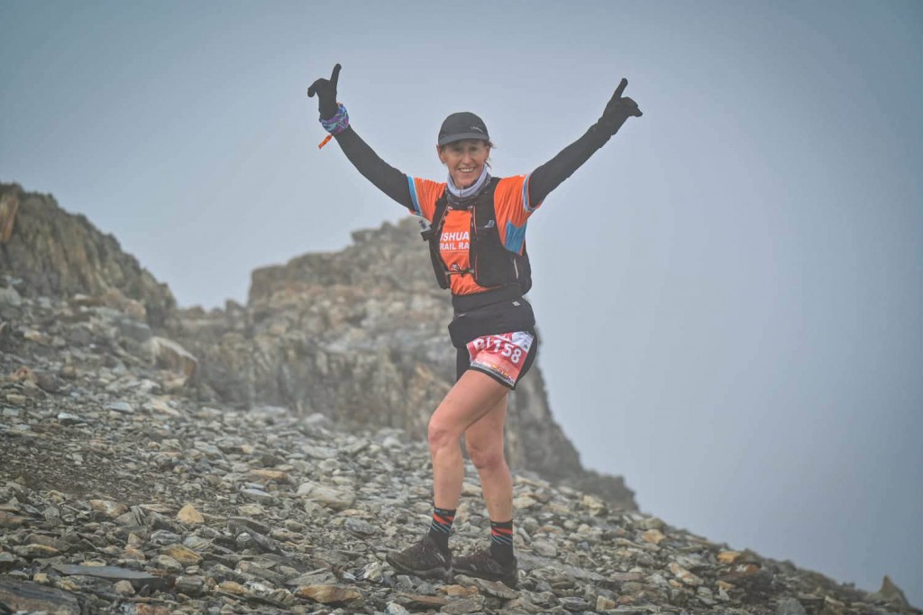 GRAN ACTUACIÓN DE MÓNICA BOLATTI EN USHUAIA