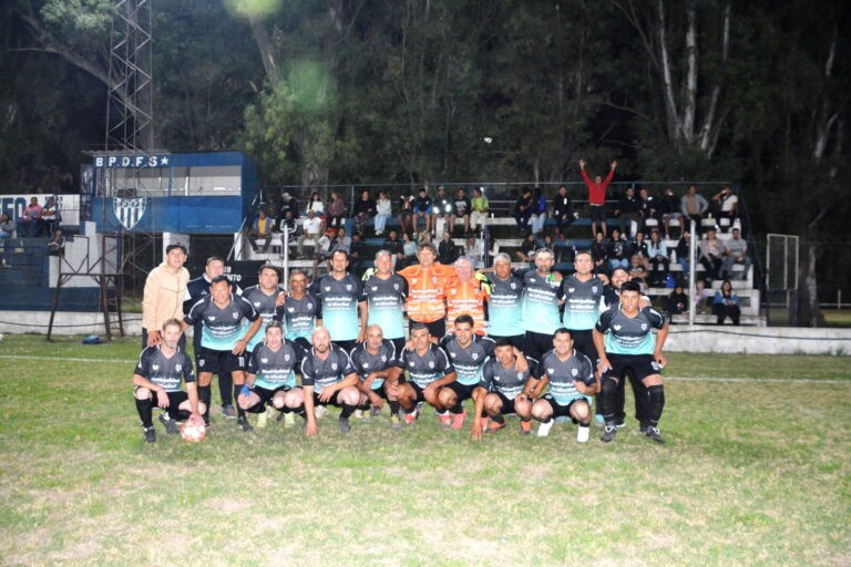 SARMIENTO DE IDIAZÁBAL CAMPEÓN DEL SUPER SENIORS