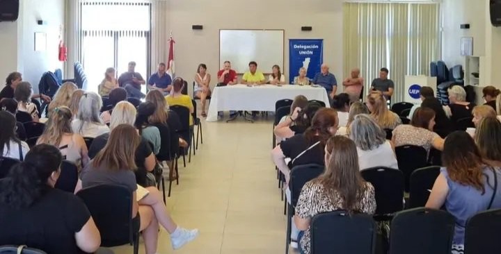 BELL VILLE: REUNIÓN INFORMATIVA DE LA UEPC