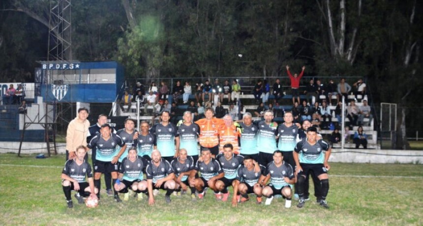 SARMIENTO DE IDIAZÁBAL CAMPEÓN DEL SUPER SENIORS