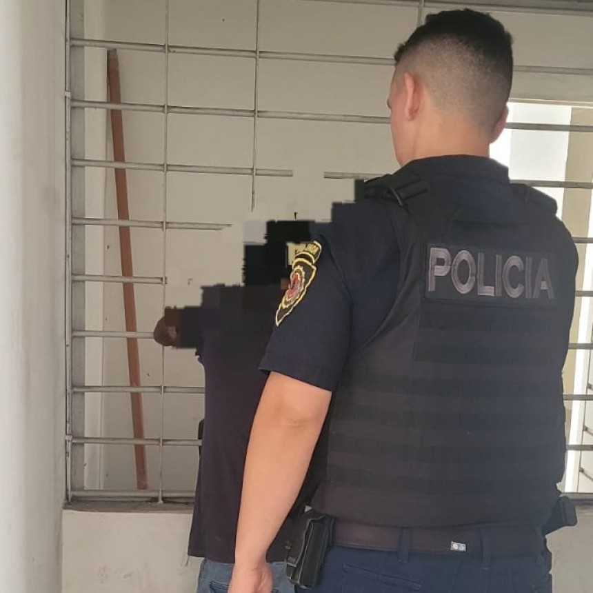 CANALS: ARROJABA PIEDRAS A PERSONAL DE SEGURIDAD